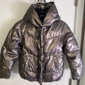 Girls Abercrombie &Fitch puffer winter coat.